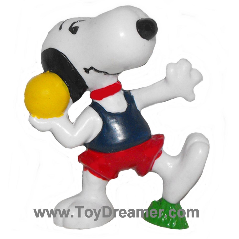 Peanuts - Snoopy with Shotput pvc figure – Toy Dreamer