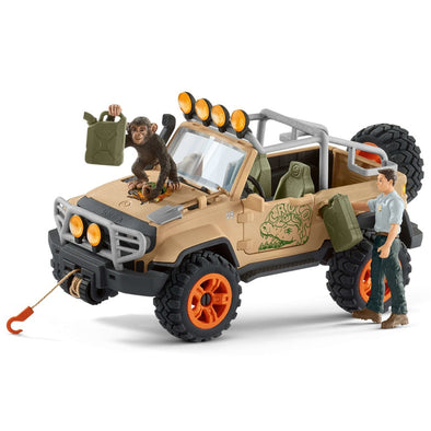 Schleich 42410 4x4 Vehicle with Winch.