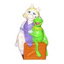 Sesame Street The Muppets: Miss Piggy & Kermit sitting Toy Figure