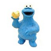 Sesame Street Sesame Street: Cookie Monster holding Cookie Toy Figure