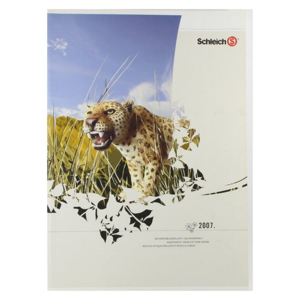Schleich Collectors Catalog 2007 (crease in cover)